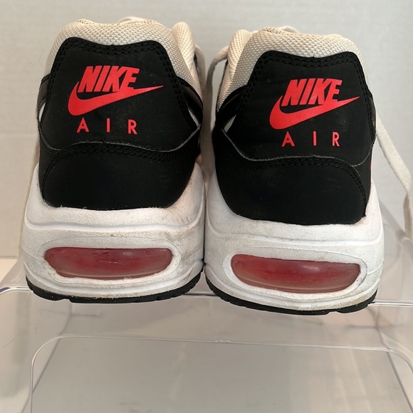 Nike Air Max White/Black/Red 6.5Y EUC - Picture 3 of 5